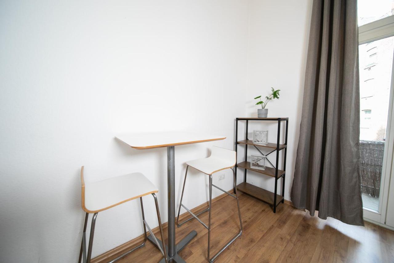 White 60 Qm Apartment - Zentral - Balkon - Messe 杜塞尔多夫 外观 照片